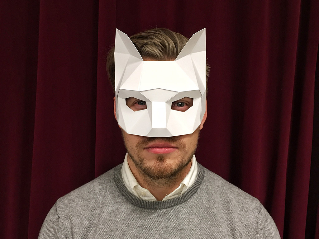Karri Saarinen in Wintercroft mask. https://wintercroft.com/